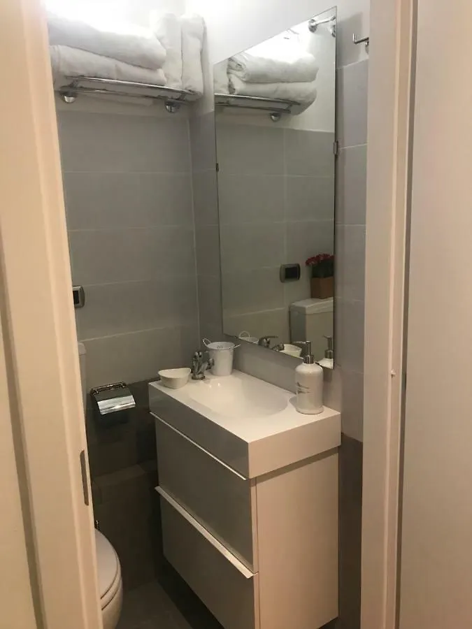 Maison Dis Raffaella Hotel Roma Italia